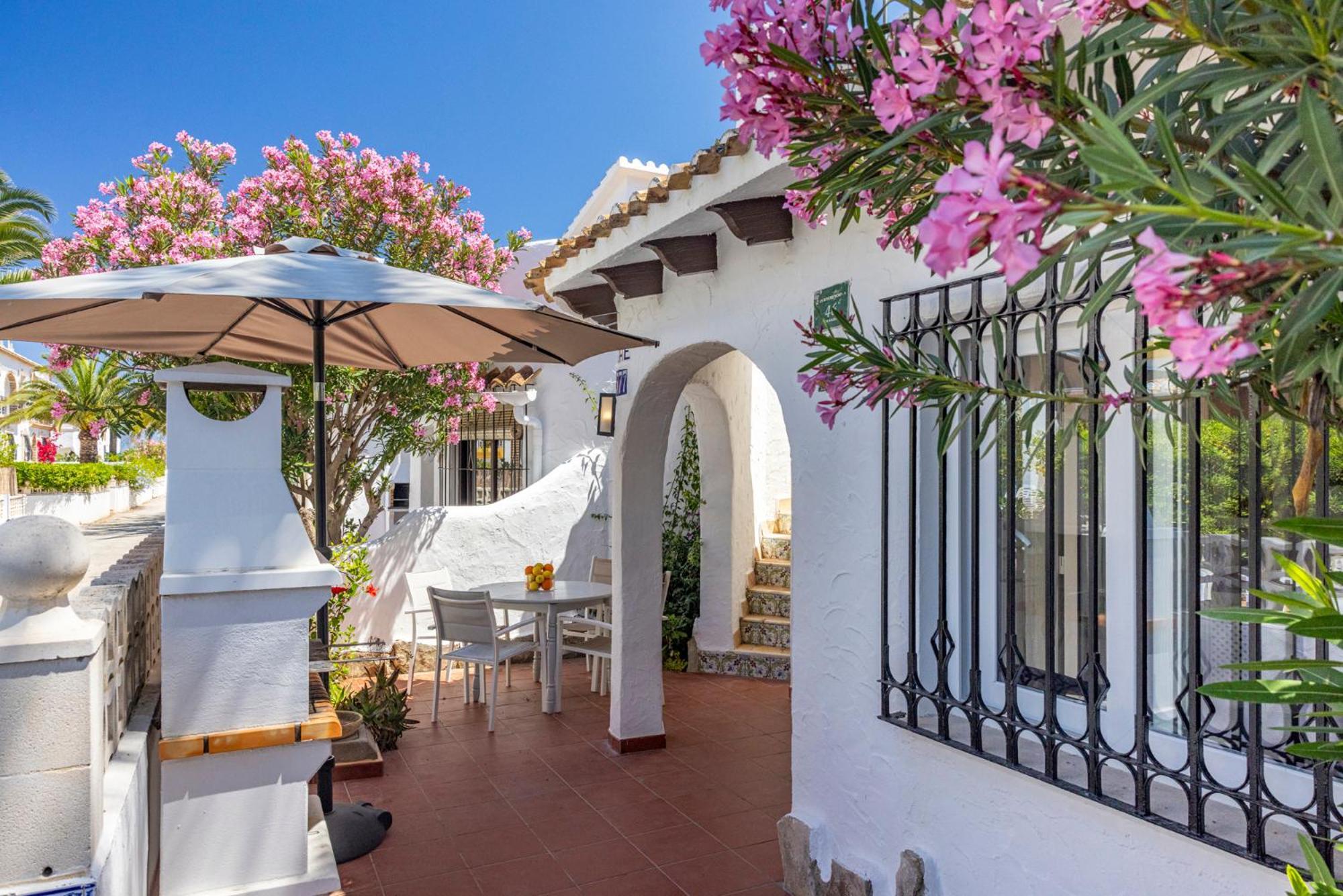 Villa Urbanizacion El Oasis, 20 En 1ª Linea Playa Dénia