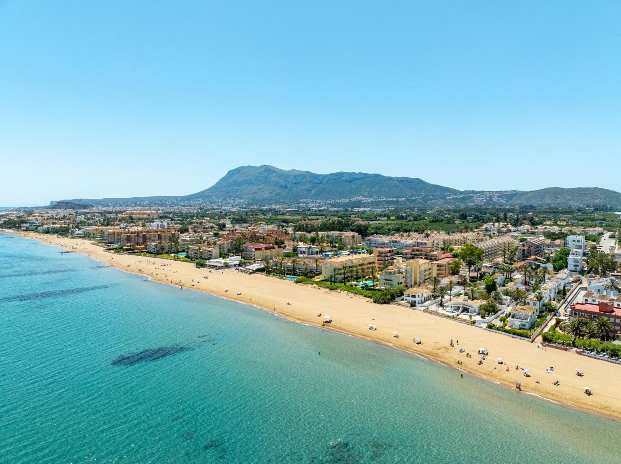 Urbanizacion El Oasis, 20 En 1ª Linea Playa * Dénia